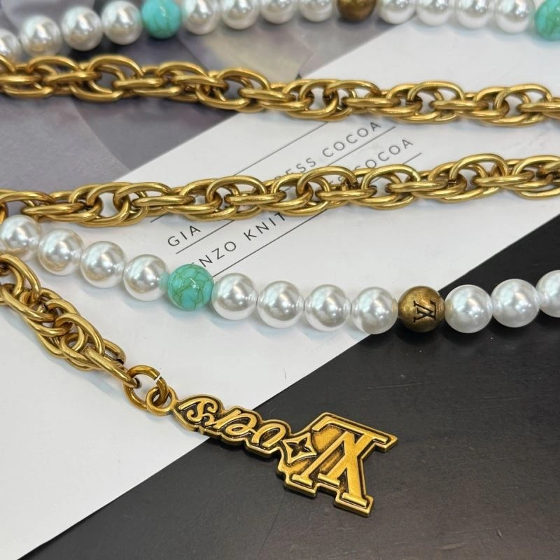Louis Vuitton Ornaments Modern 269386
