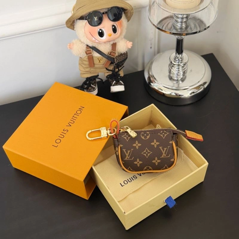 Louis Vuitton Ornaments Colorful 269332