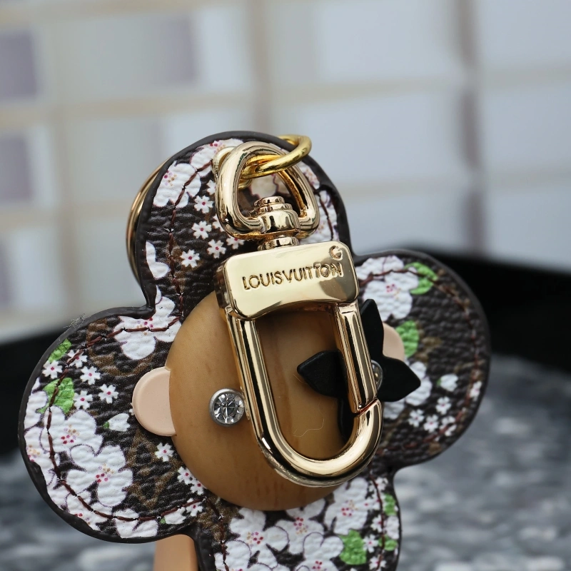 Louis Vuitton Ornaments UrbanChic 269589