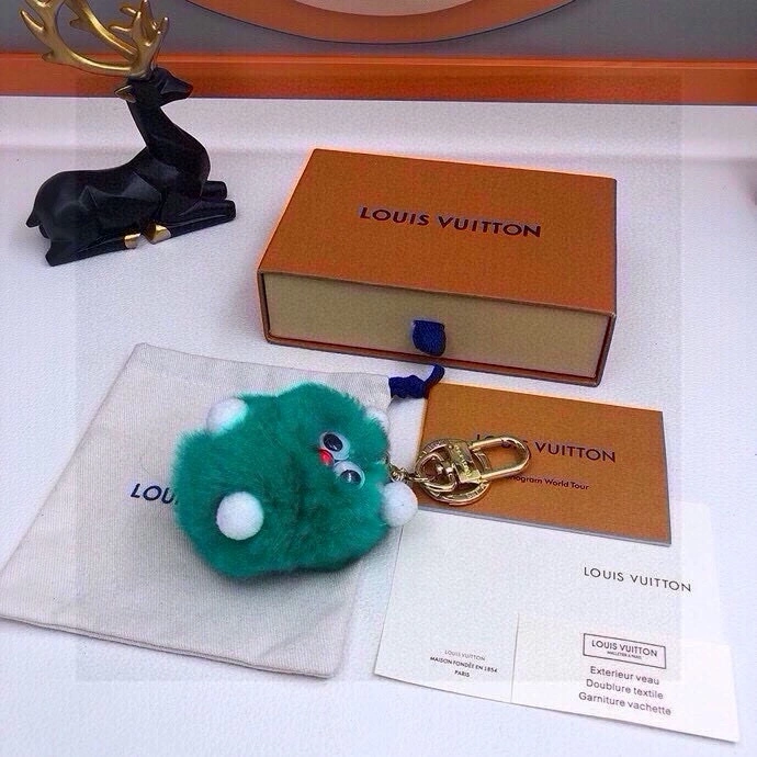 Versatile Louis Vuitton Ornaments 269596