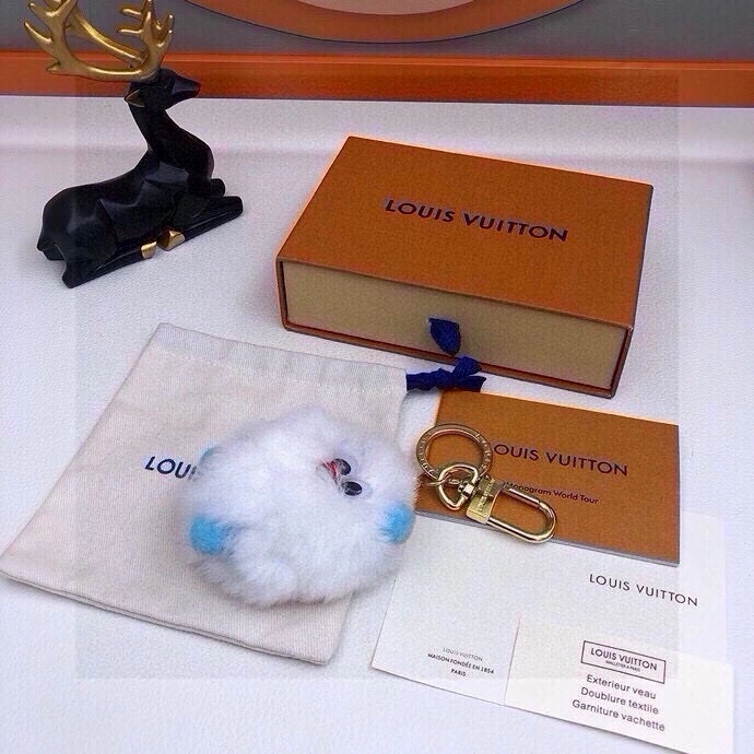 TopPick Louis Vuitton Ornaments 269581