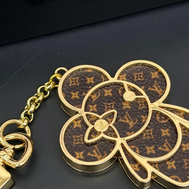 Louis Vuitton Ornaments GoodFit 269574