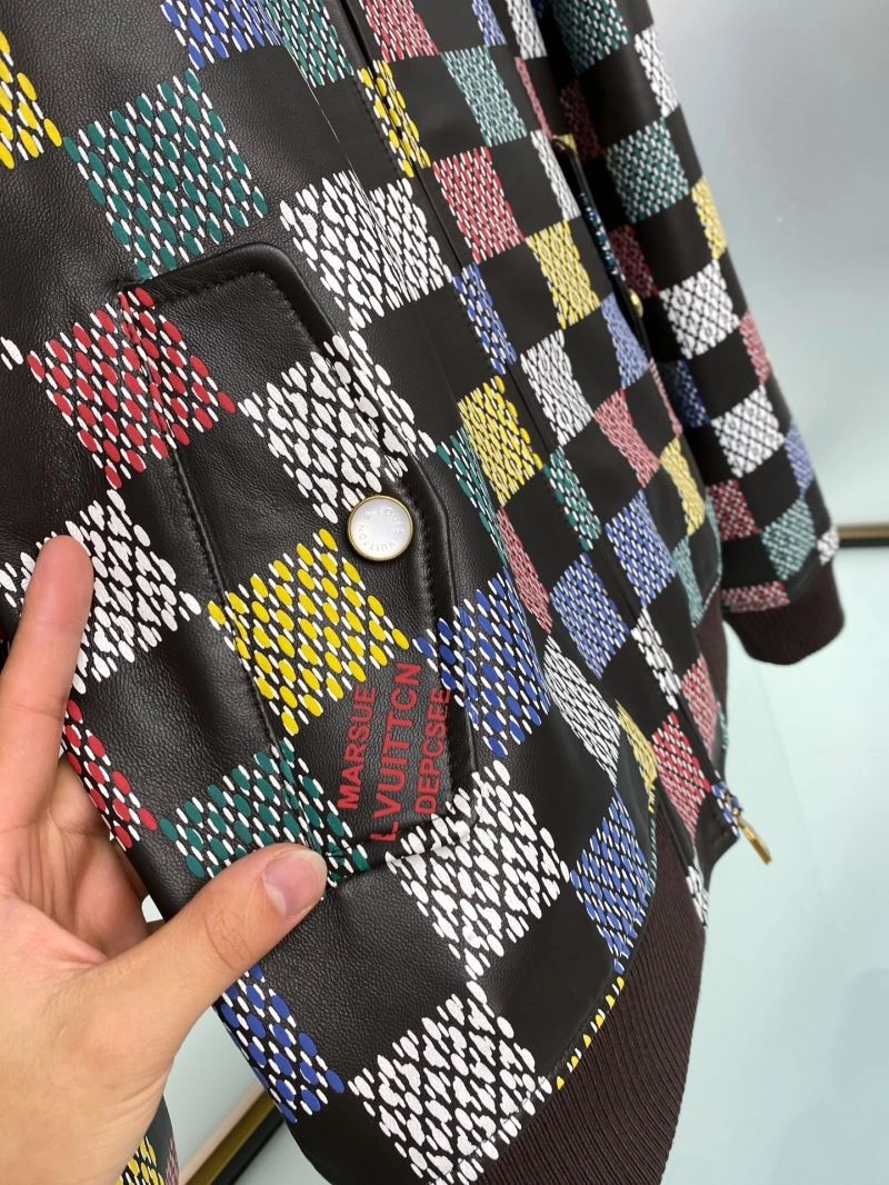 Louis Vuitton Outwear SmoothTexture 138830