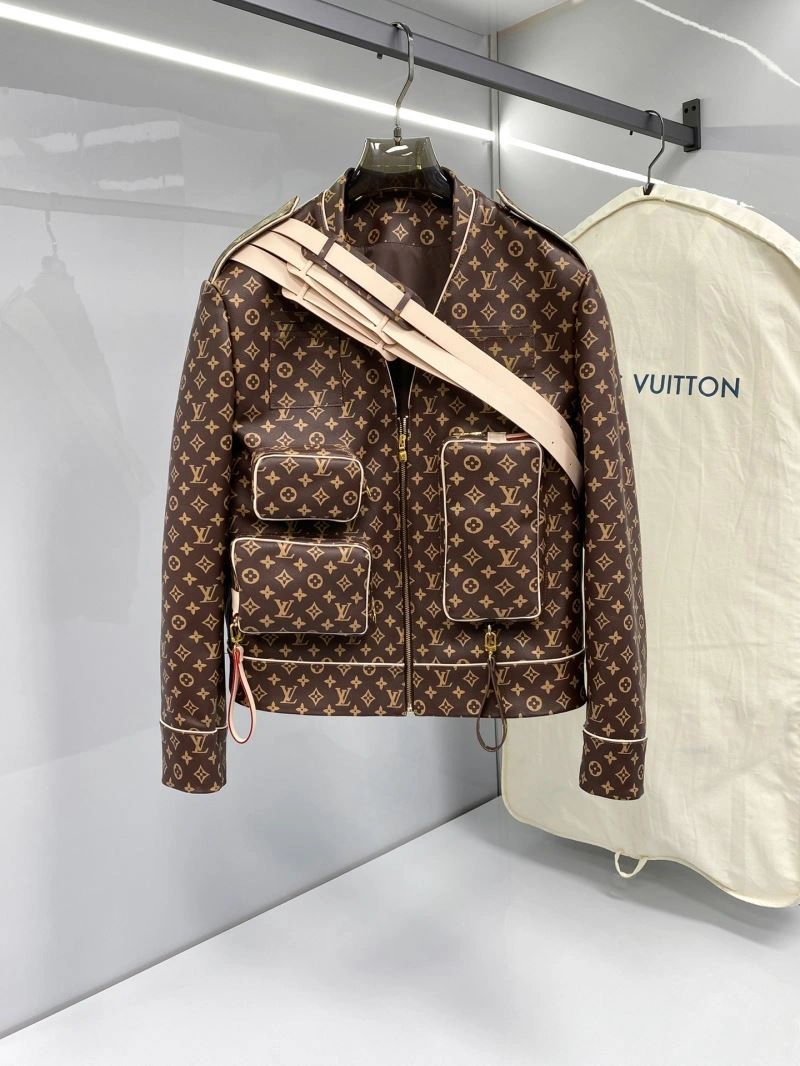 Louis Vuitton Outwear WaterResistant 138823
