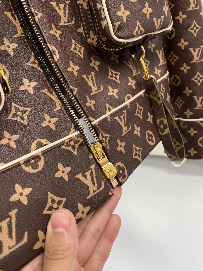 Louis Vuitton Outwear WaterResistant 138823