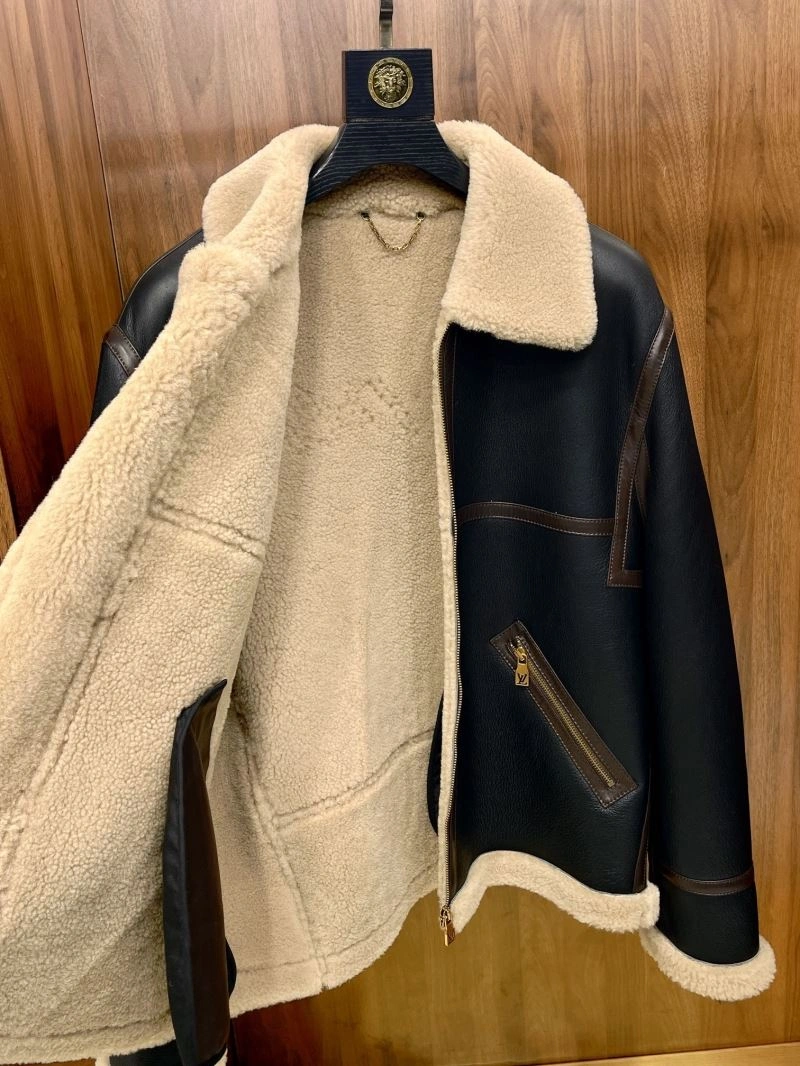 FreshLook Louis Vuitton Outwear 138843