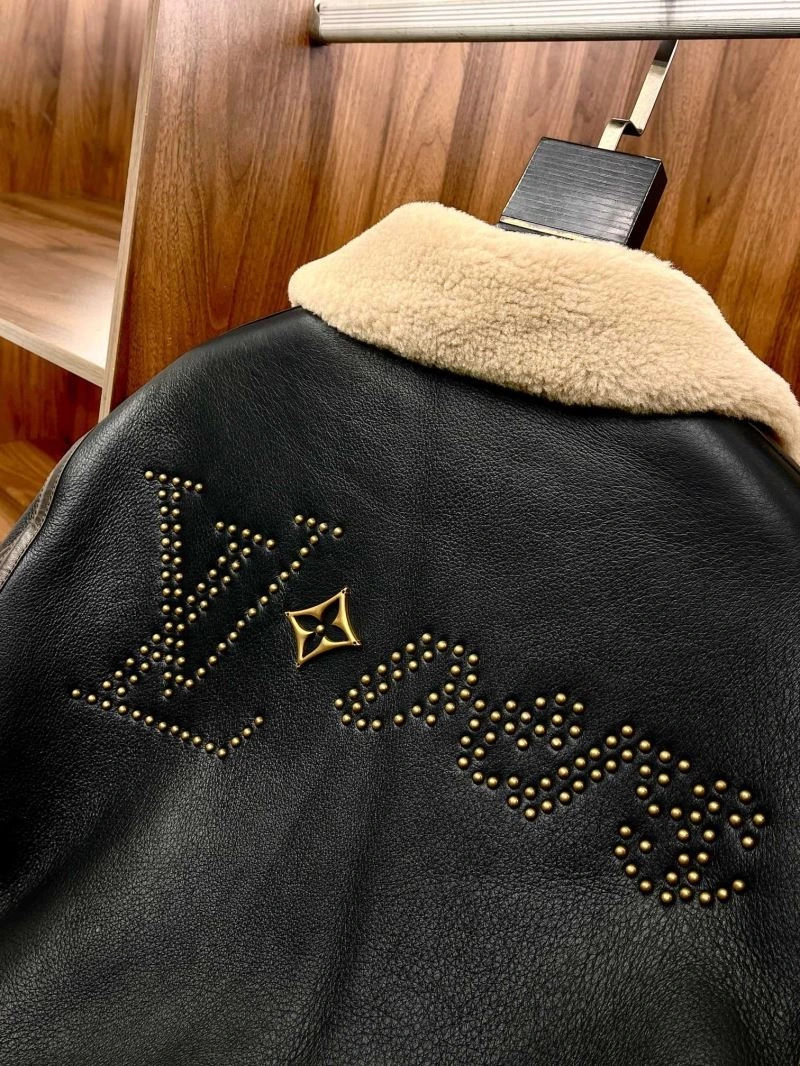 FreshLook Louis Vuitton Outwear 138843