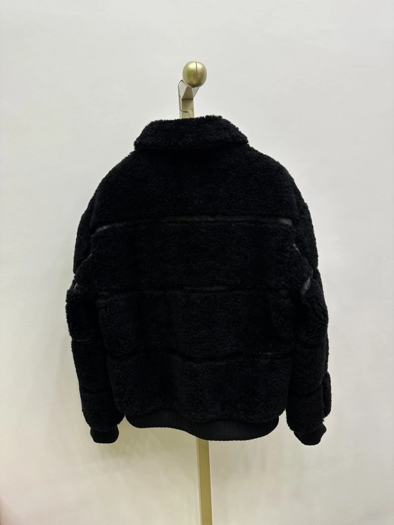 GoodFit Louis Vuitton Outwear 138849