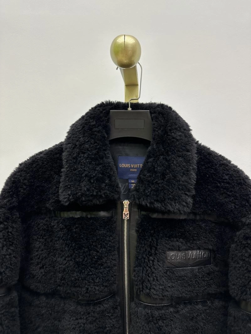 GoodFit Louis Vuitton Outwear 138849