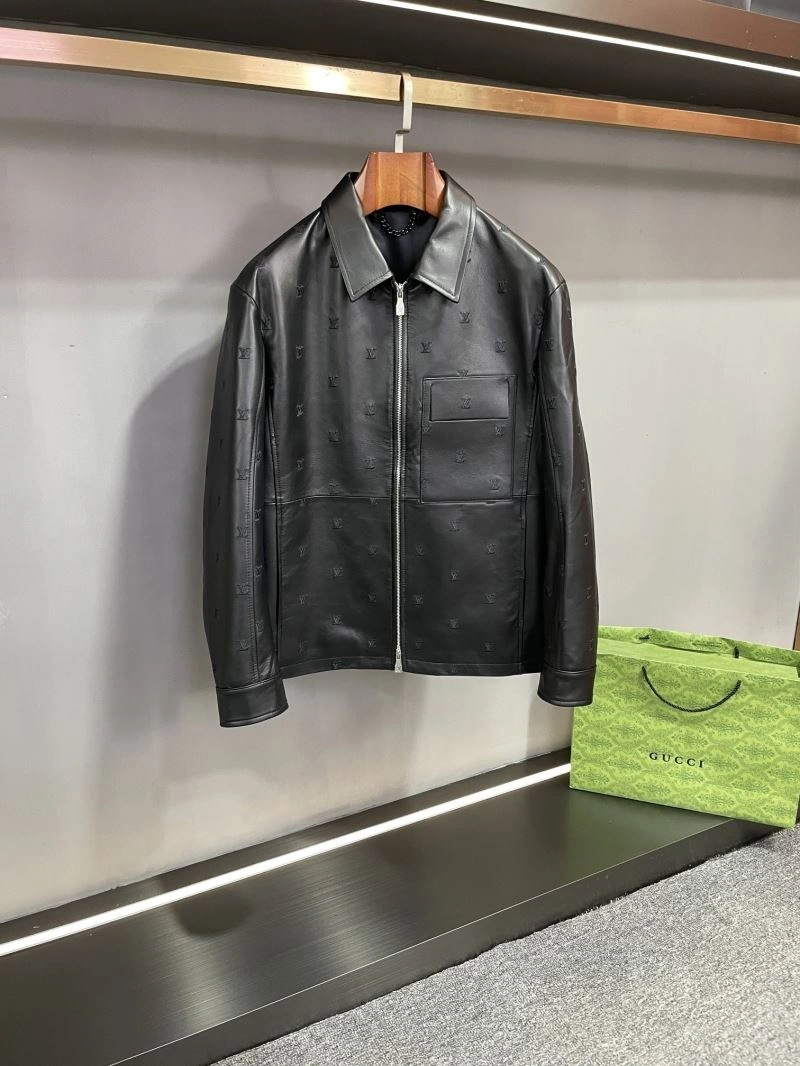 Stylish Louis Vuitton Outwear 138837