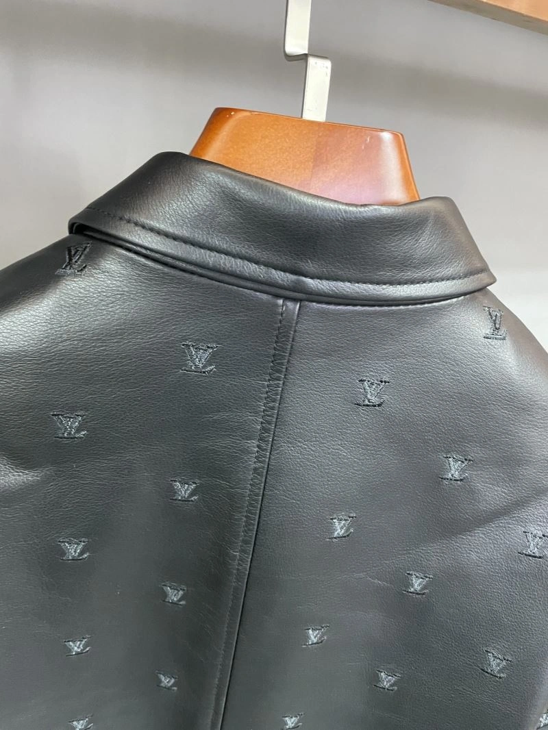 Stylish Louis Vuitton Outwear 138837
