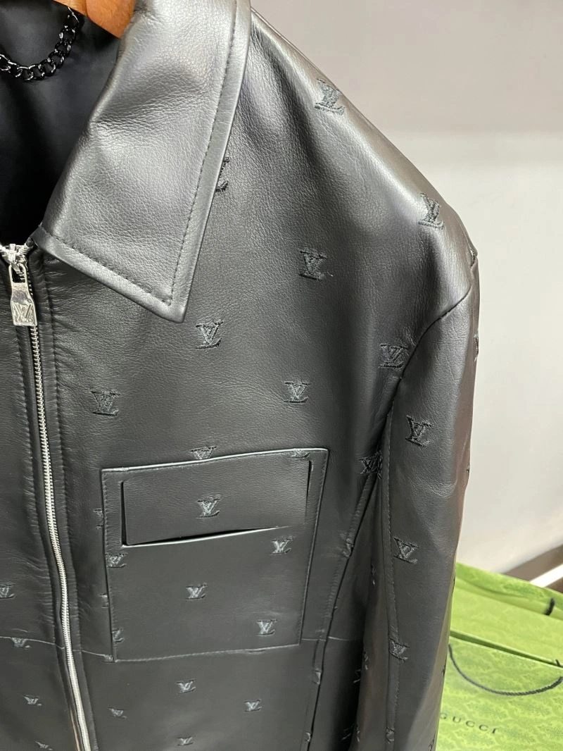 Stylish Louis Vuitton Outwear 138837