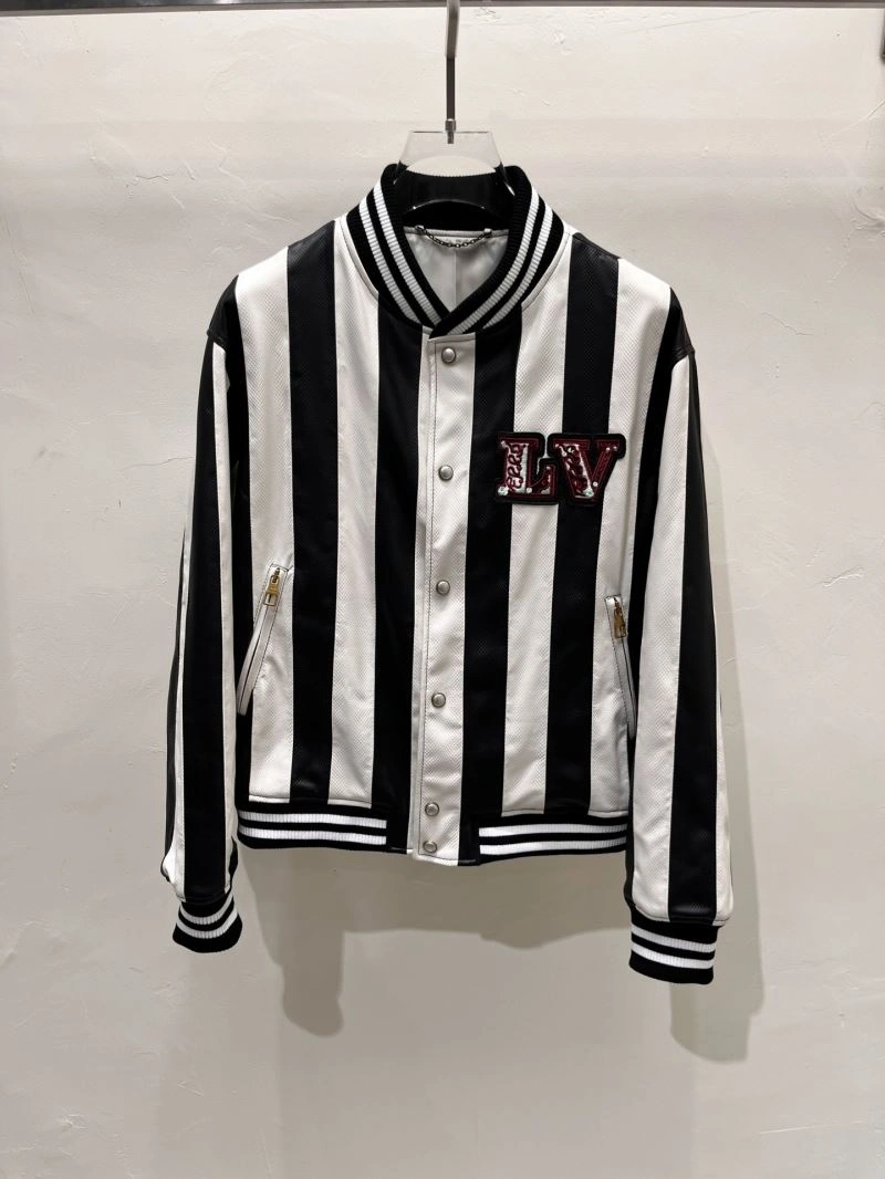 Resilient Louis Vuitton Outwear 138820