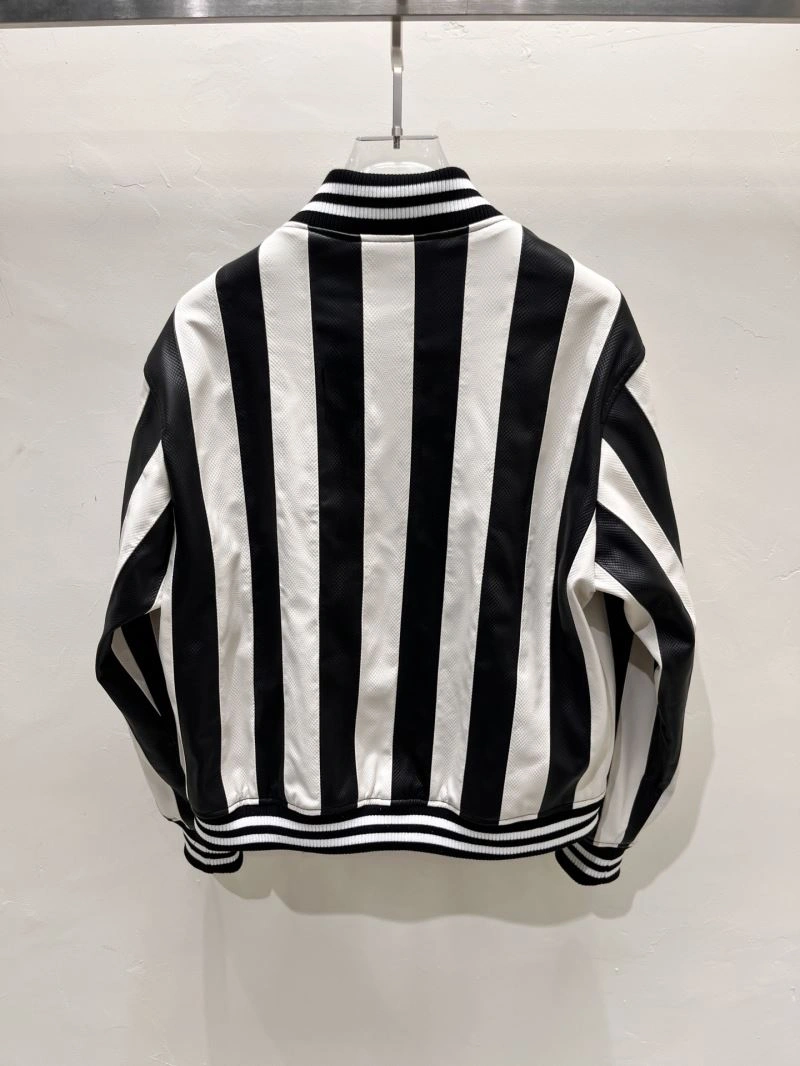 Resilient Louis Vuitton Outwear 138820