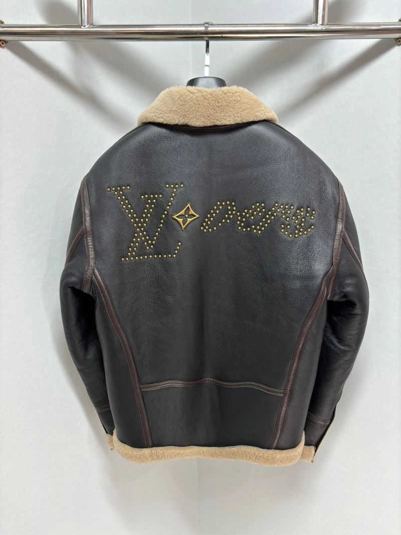 WellDesigned Louis Vuitton Outwear 138814
