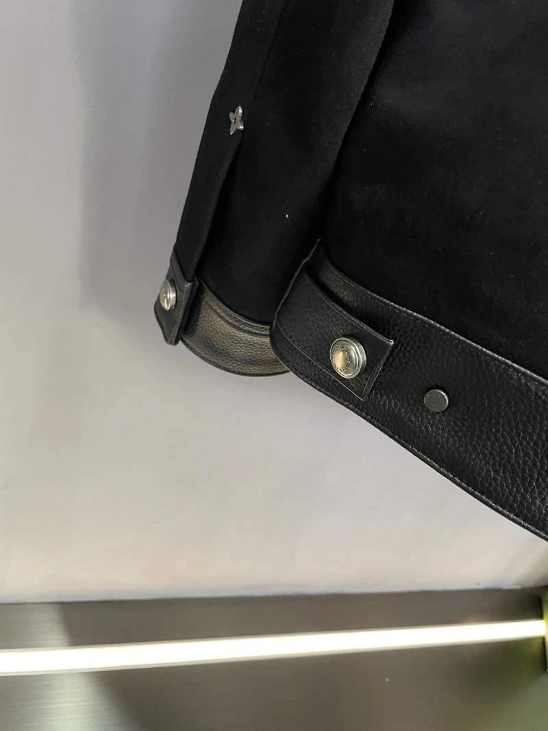 Refined Louis Vuitton Outwear 138809