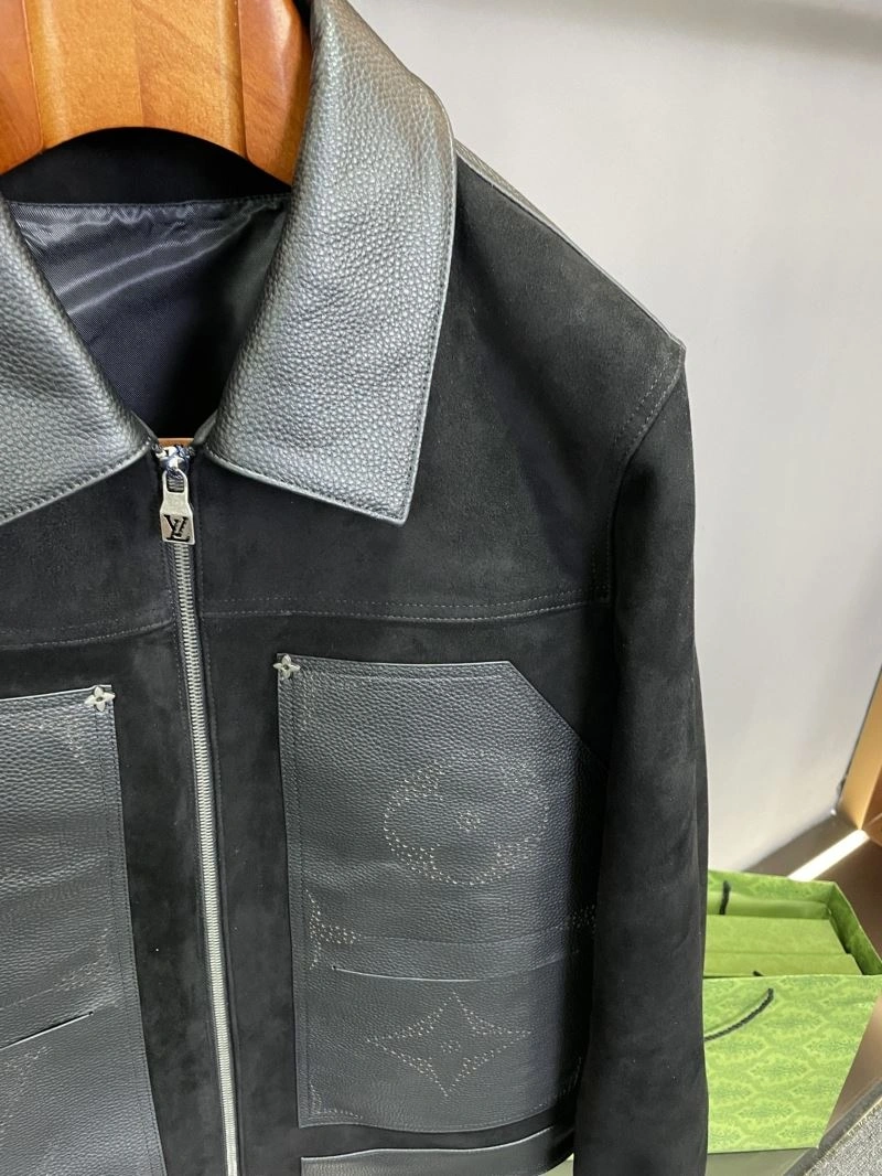 Refined Louis Vuitton Outwear 138809