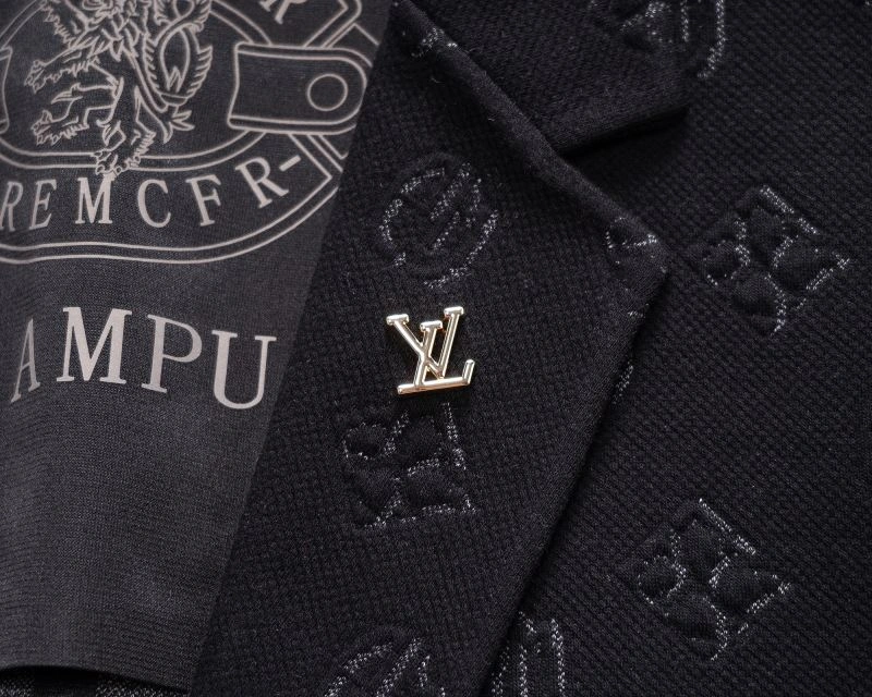 ZeroBulk Louis Vuitton Outwear 132049