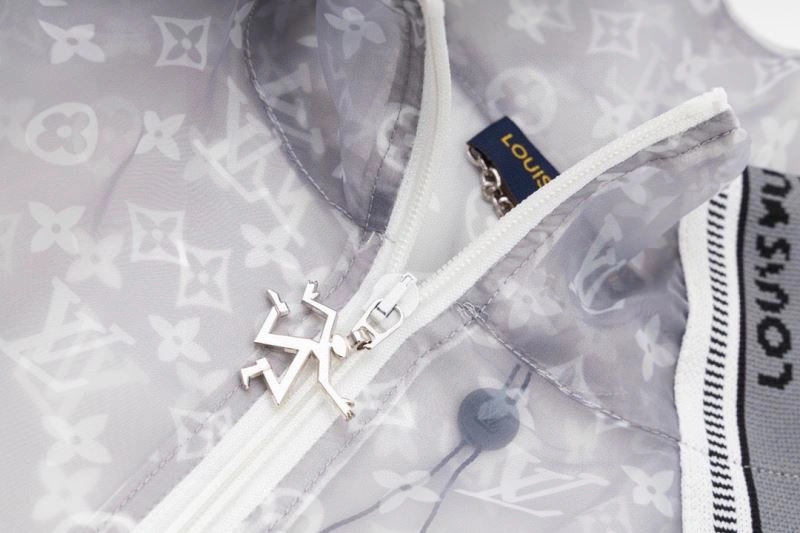 Louis Vuitton Outwear Efficient 138661