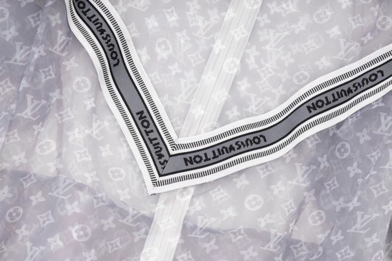 Louis Vuitton Outwear Efficient 138661