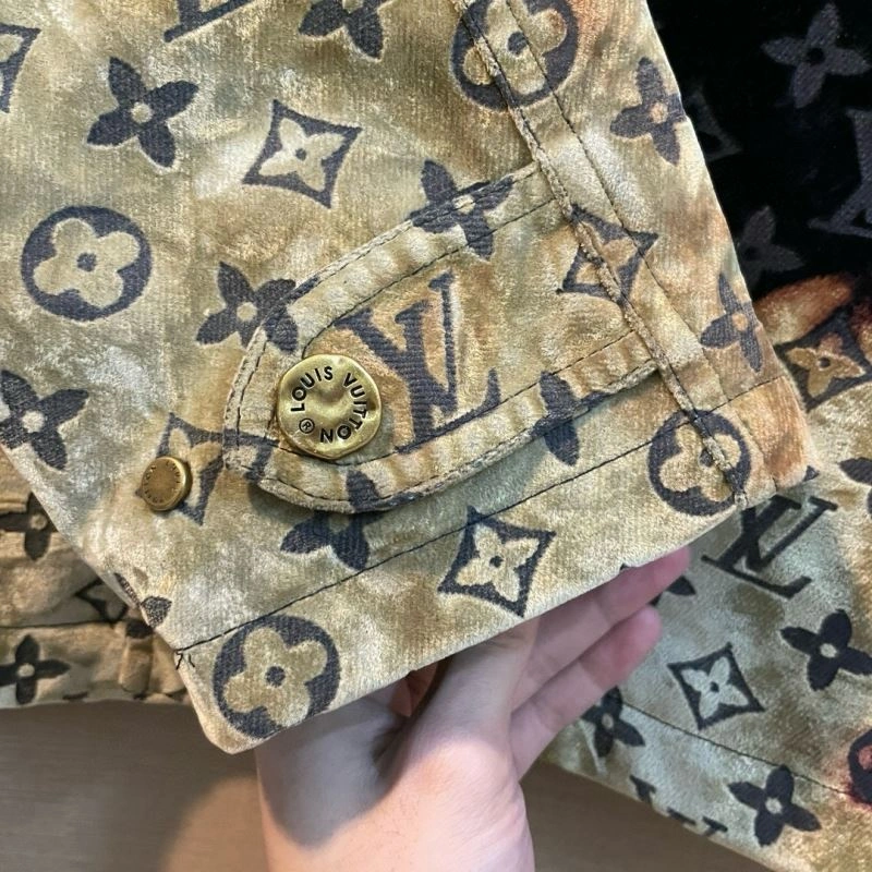 Louis Vuitton Outwear WellDesigned 138672