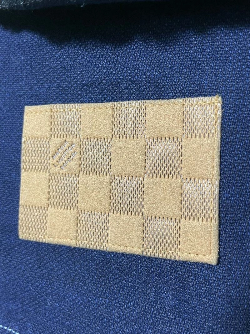 FlexibleFit Louis Vuitton Outwear 138664