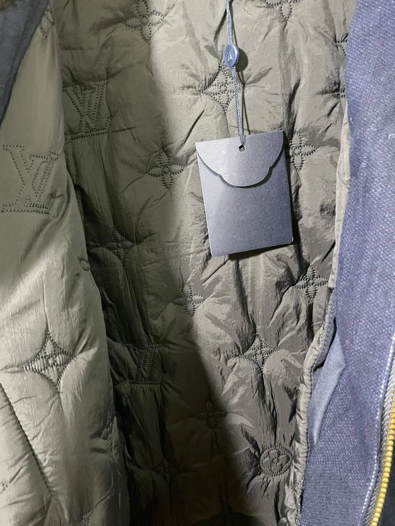 FlexibleFit Louis Vuitton Outwear 138664