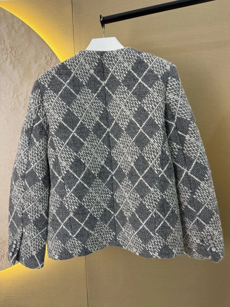 UrbanStyle Louis Vuitton Outwear 138667