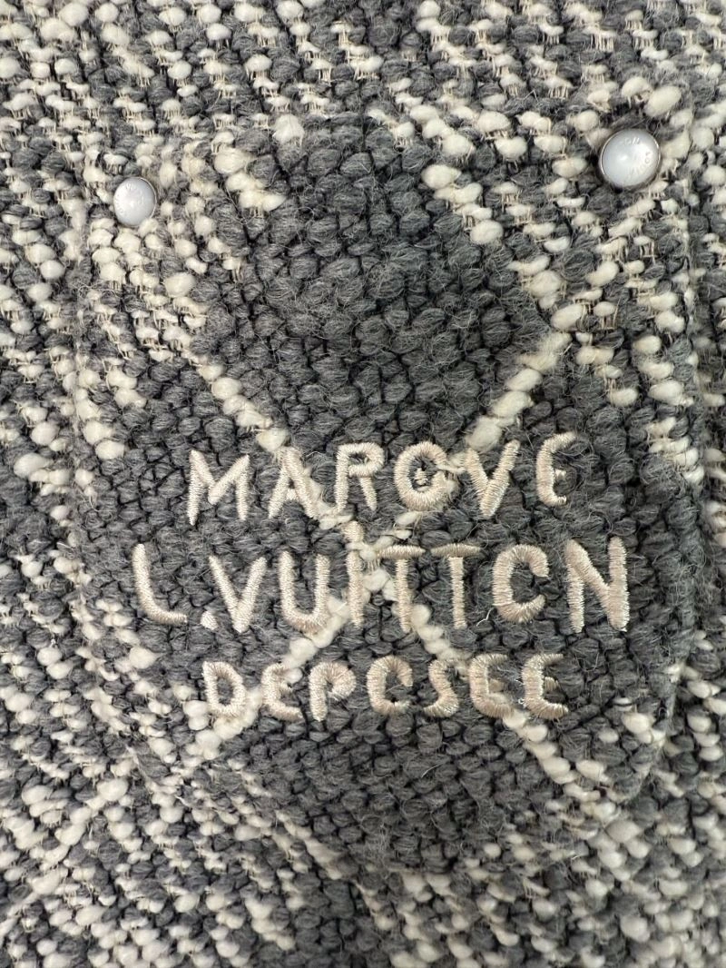UrbanStyle Louis Vuitton Outwear 138667