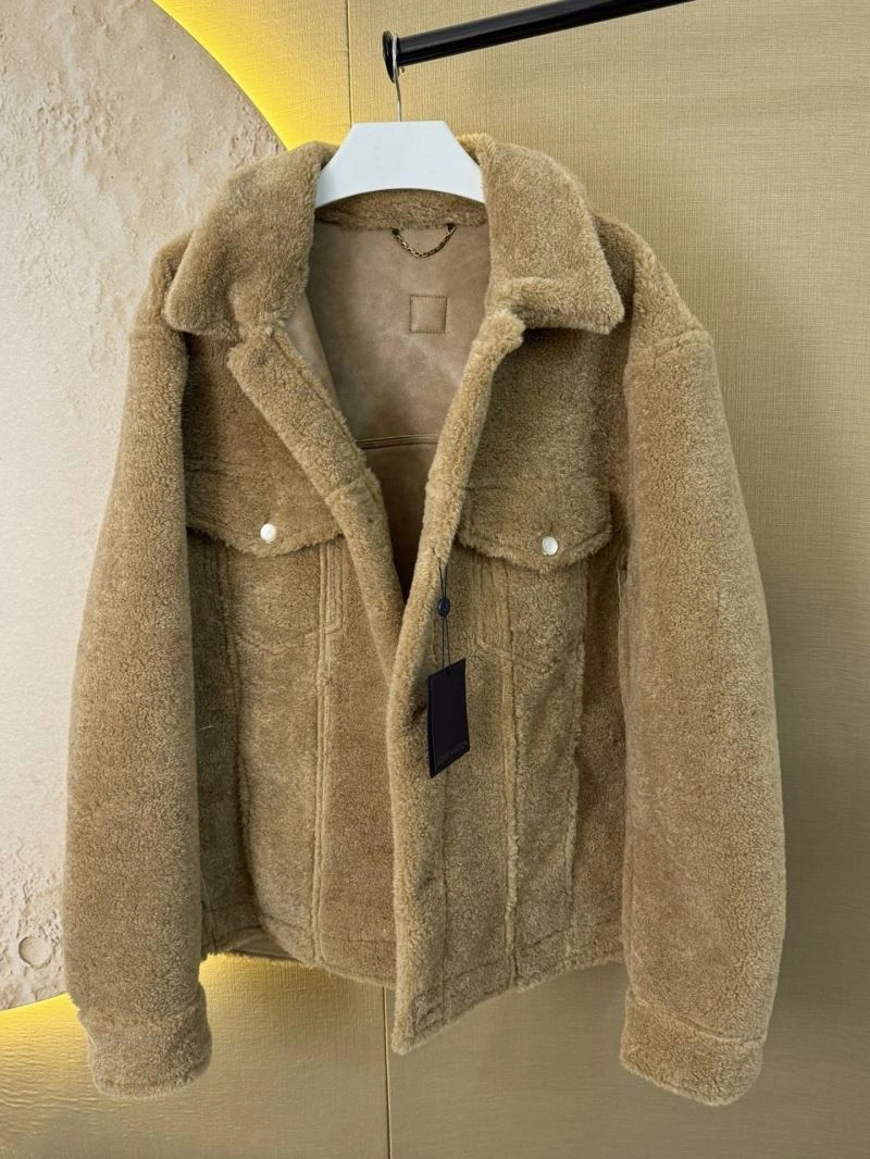 GoAnywhere Louis Vuitton Outwear 138655