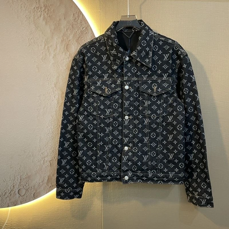 Louis Vuitton Outwear Durable 138654