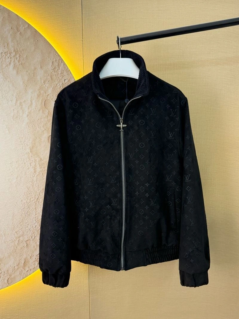 Louis Vuitton Outwear GoAnywhere 138670