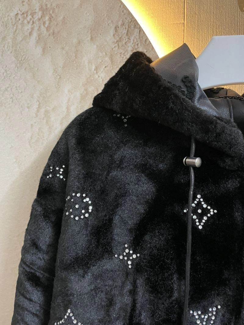 Louis Vuitton Outwear SoftTouch 138674