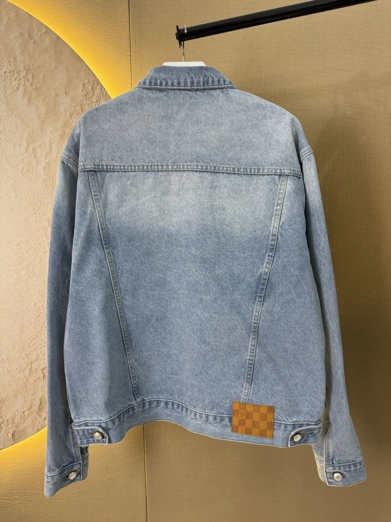 Supportive Louis Vuitton Outwear 138646