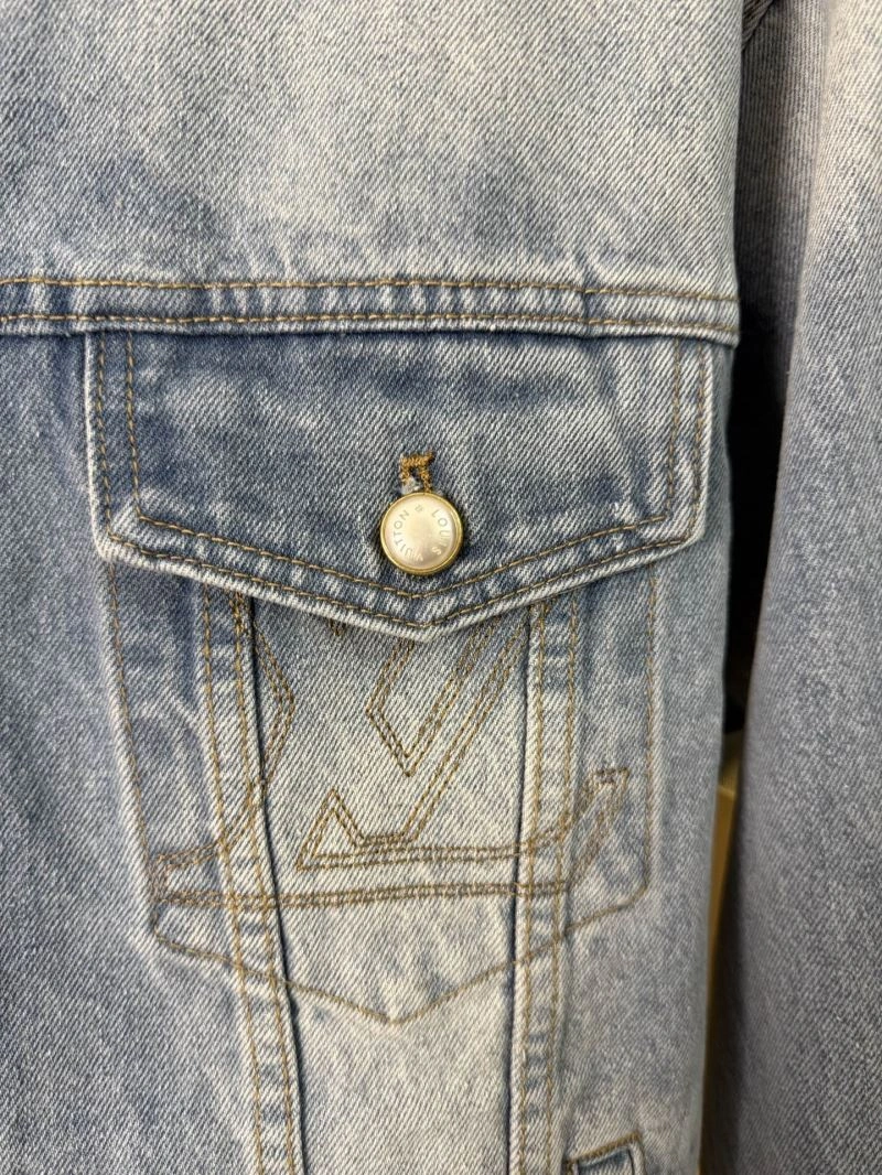 Supportive Louis Vuitton Outwear 138646