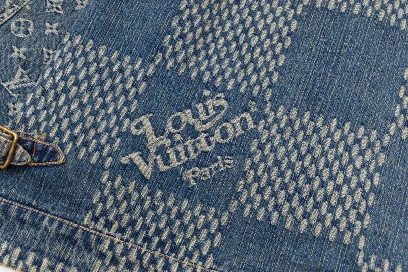 Louis Vuitton Outwear Unisex 138642