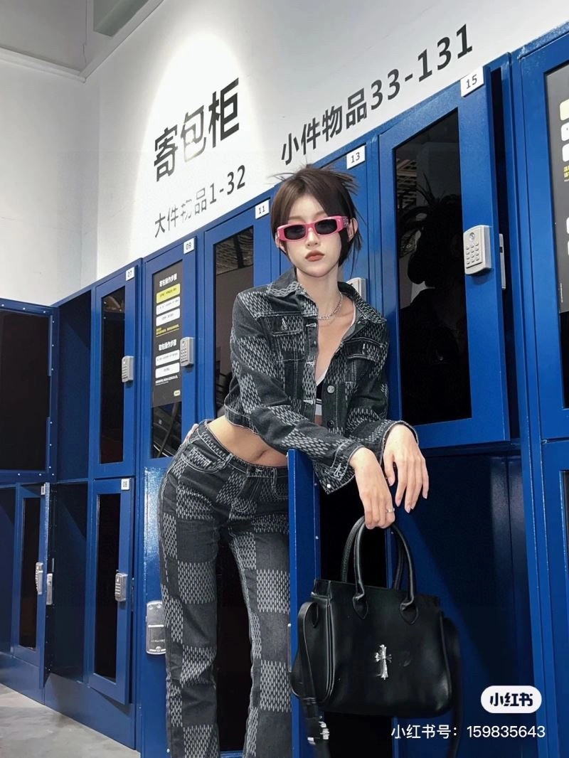 Louis Vuitton Outwear Unisex 138642