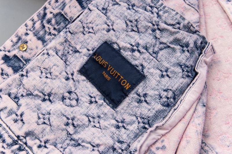 Reliable Louis Vuitton Outwear 138653