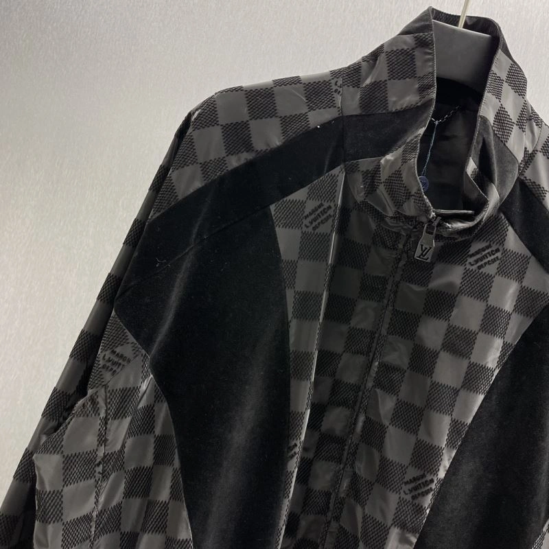 Louis Vuitton Outwear Soft 138641