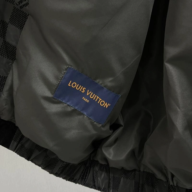 Louis Vuitton Outwear Soft 138641