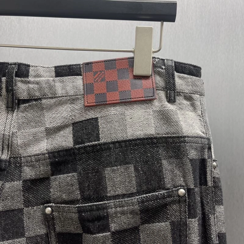 Louis Vuitton Outwear Vibrant 138637