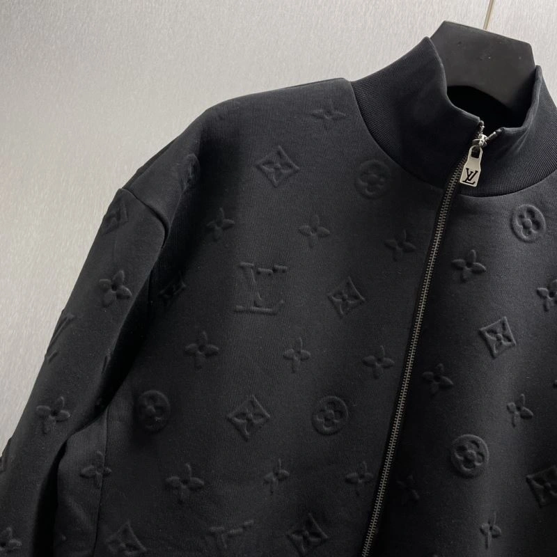 Louis Vuitton Outwear SmoothTexture 138638