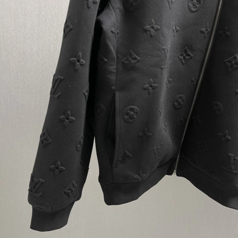 Louis Vuitton Outwear SmoothTexture 138638