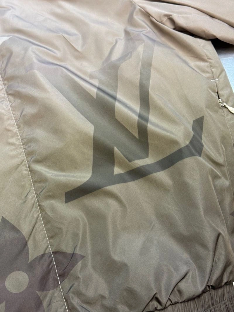 WrinkleFree Louis Vuitton Outwear 138636