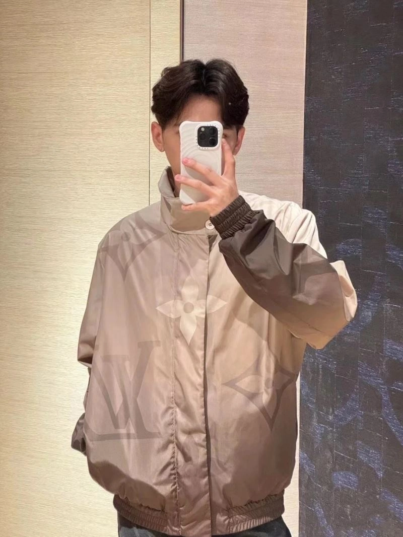 WrinkleFree Louis Vuitton Outwear 138636