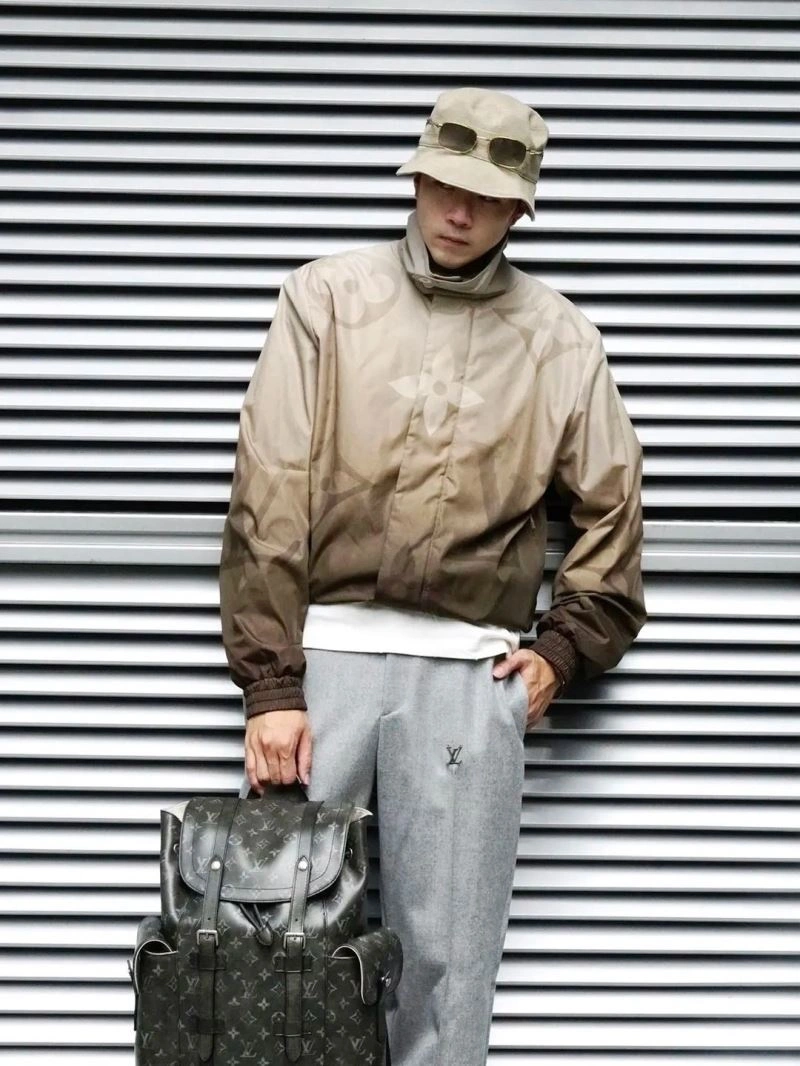 WrinkleFree Louis Vuitton Outwear 138636