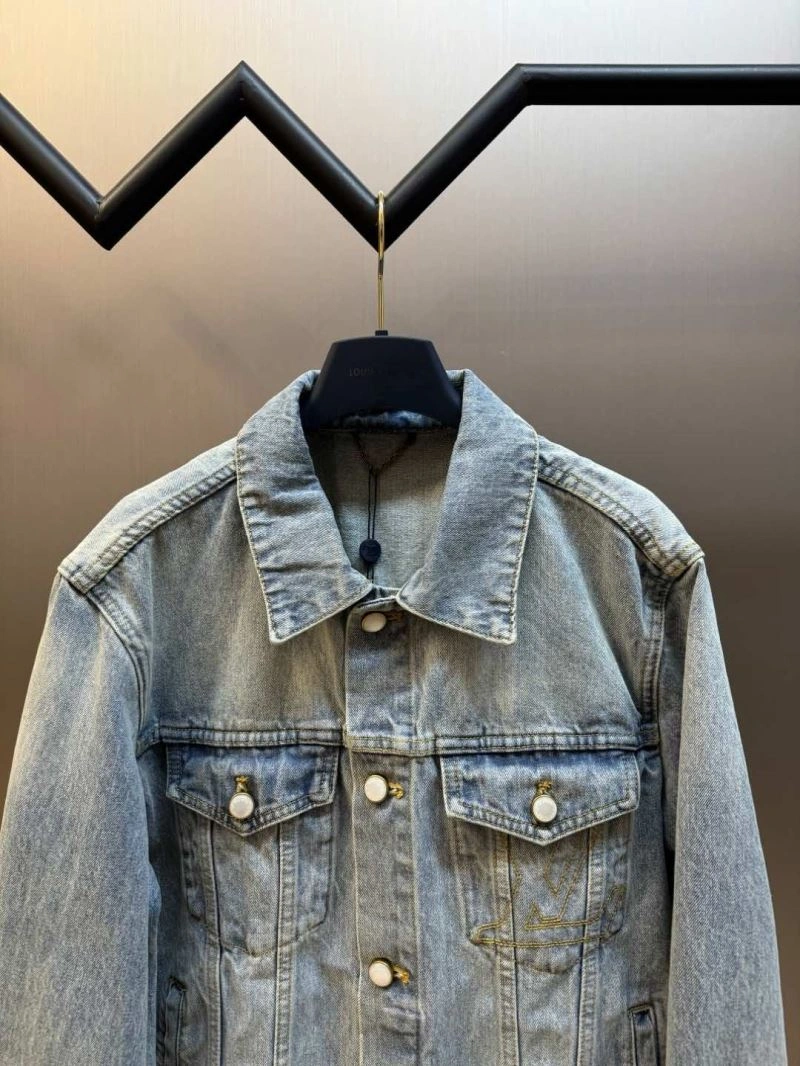 Louis Vuitton Outwear Refined 138634
