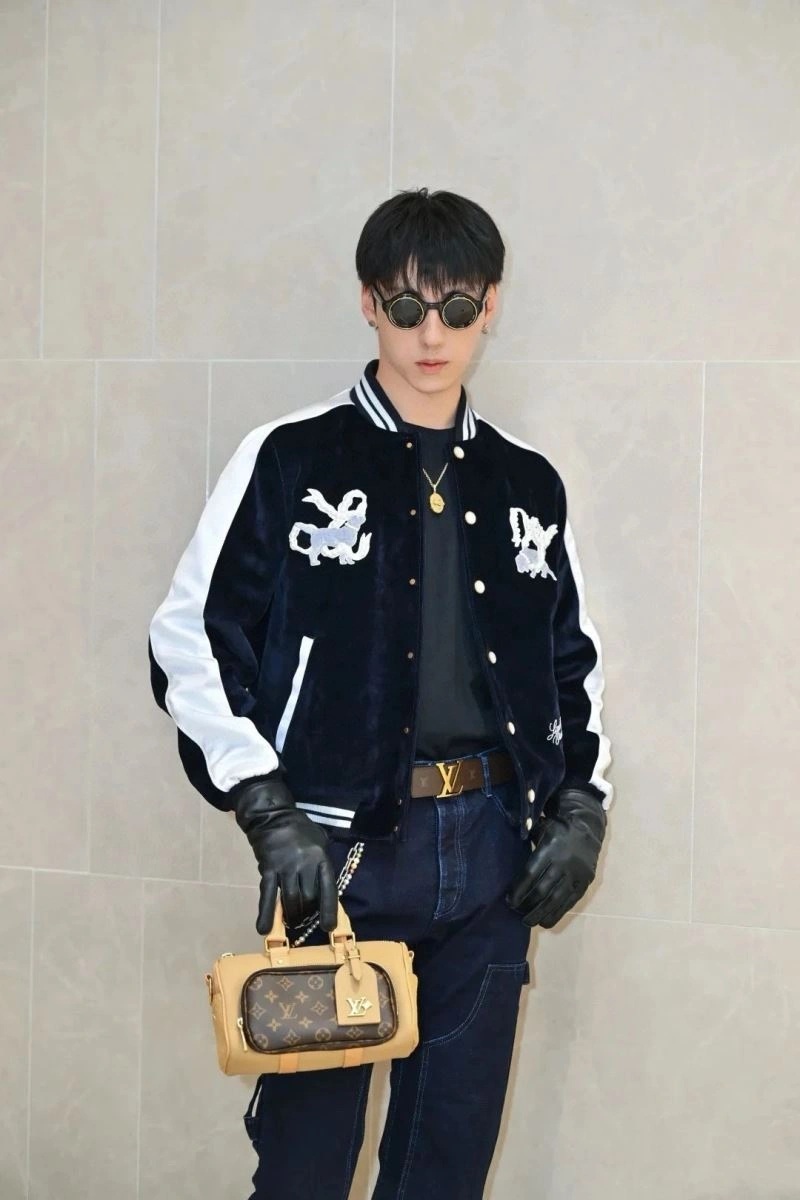 TopPick Louis Vuitton Outwear 138627