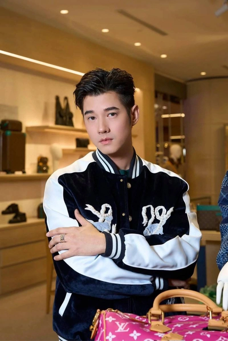 TopPick Louis Vuitton Outwear 138627