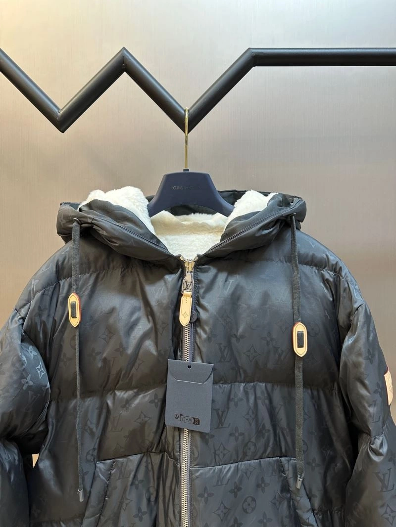 Modern Louis Vuitton Outwear 138629
